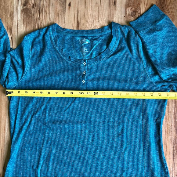 CROFT & BARROW Intimate Henley Top Shirt 3 Button Large Blue Women’s - Picture 9 of 16